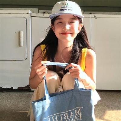 防暴女孩